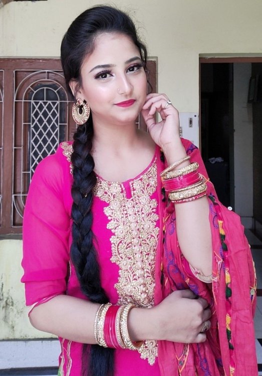 Punjabi makeup tutorial #punjabilook _punjabi suits.jpeg